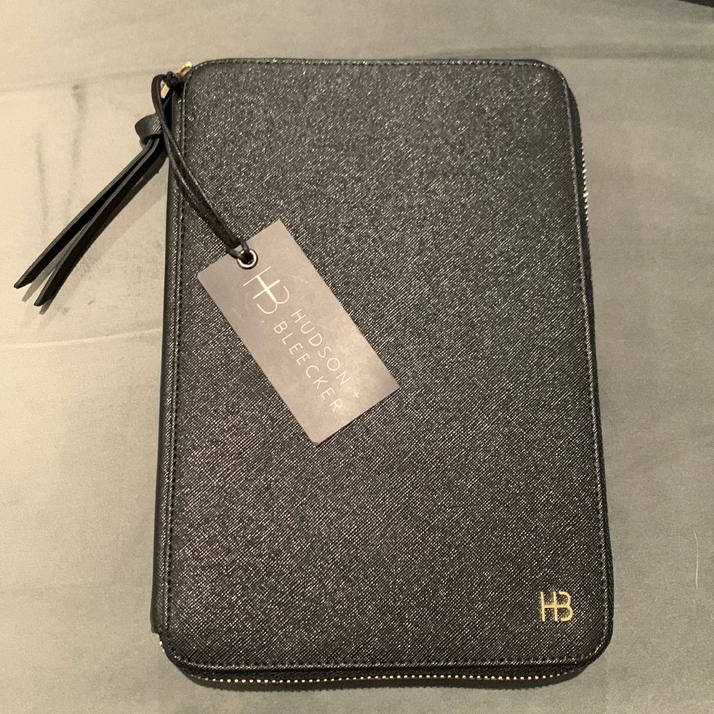 Hudson + Bleecker Preto Bijoux Jewelry Folio BNWT